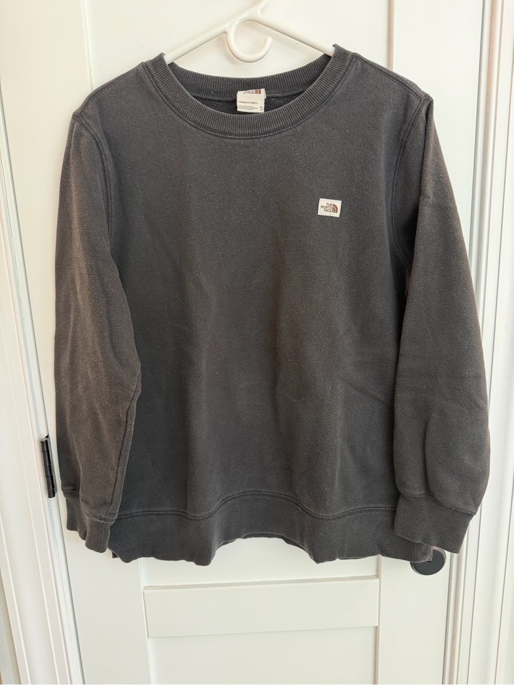 The North Face Men's Crewneck Sweatshirt - Charcoal
